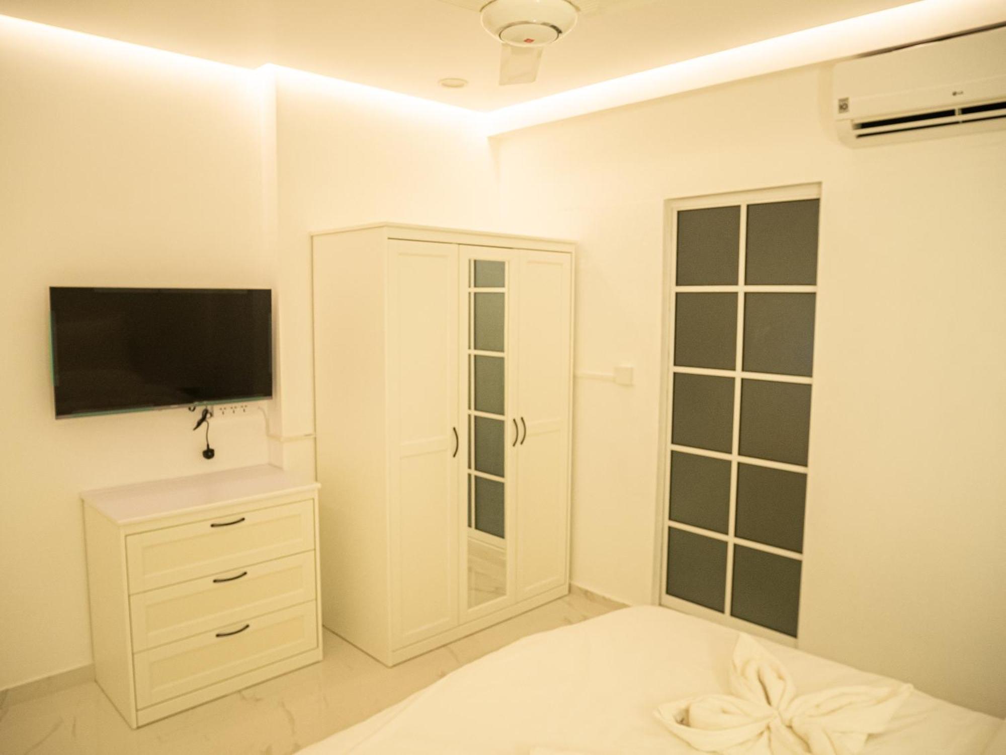 Beachfront Apartment Malé Exterior foto